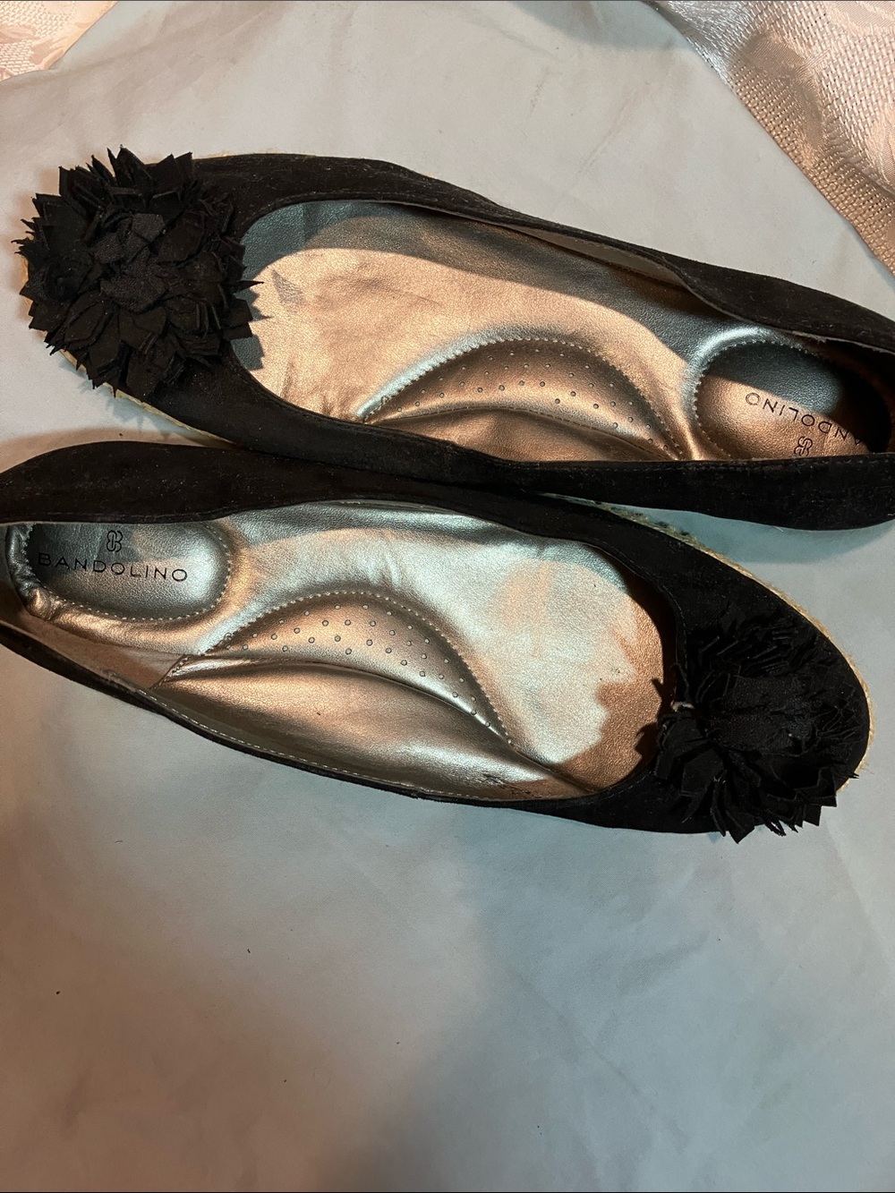 Bandolino Black Floral Espadrille Flats